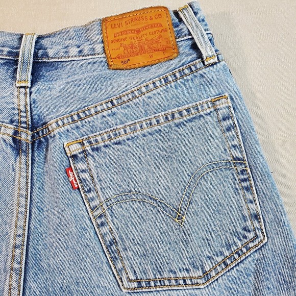 Levis 501 Sport Tape Hi-Rise Cutoff Button Fly Denim Blue Jean Shorts Womens W26 - Picture 6 of 13